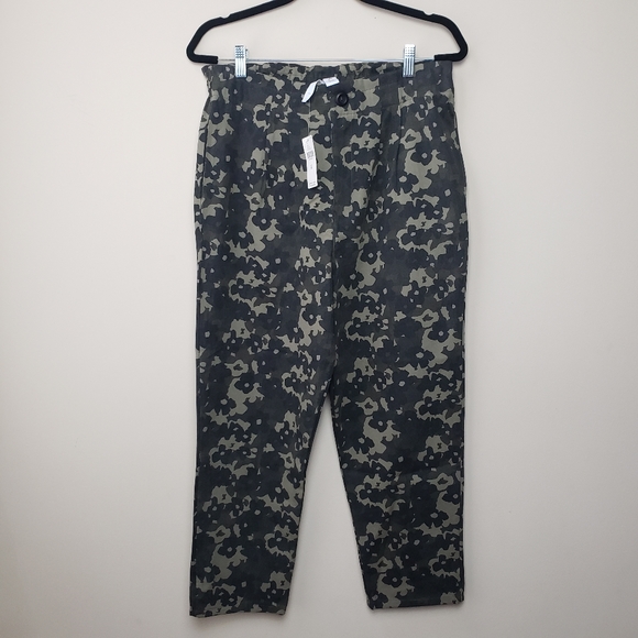 ANTHROPOLOGIE Floral Camo Trousers - Picture 2 of 12